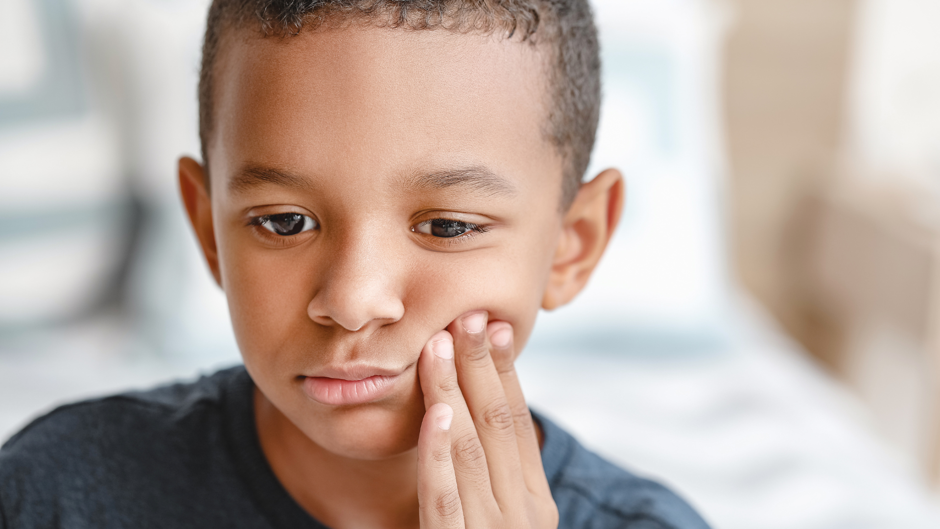 Child with toothache